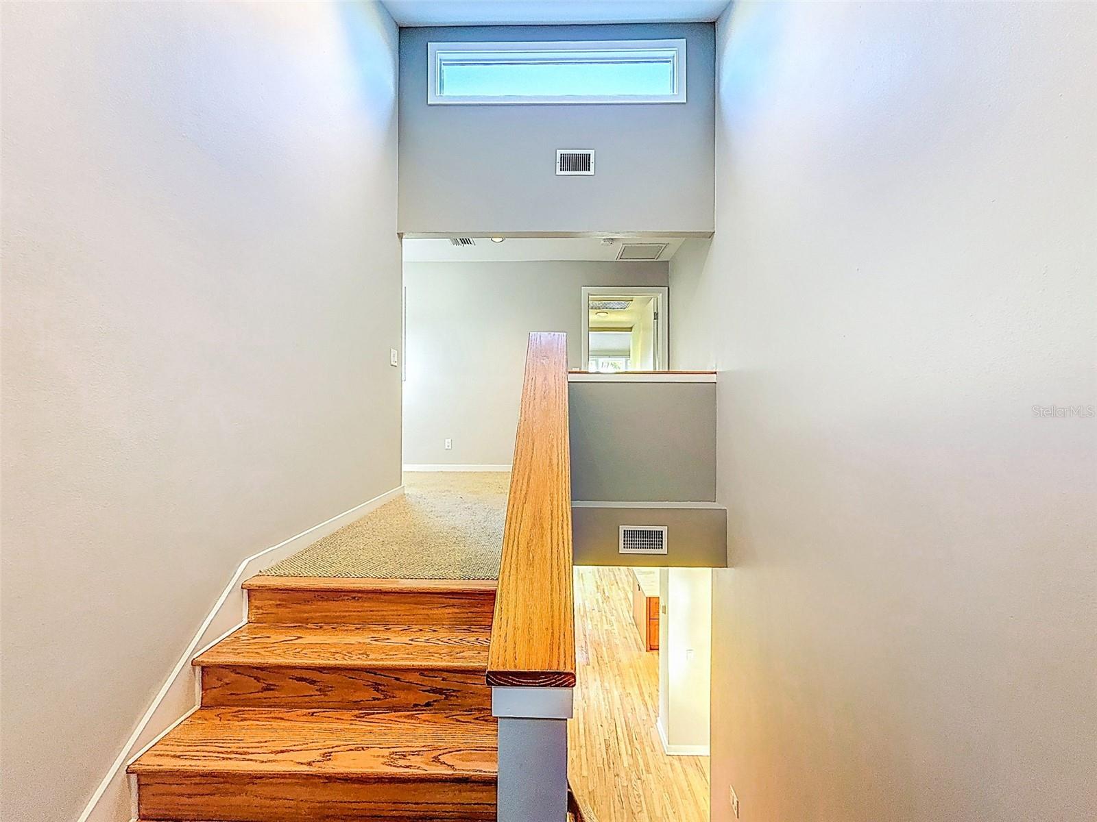 AUTUMN WOODS-UNIT III - Residential Lease