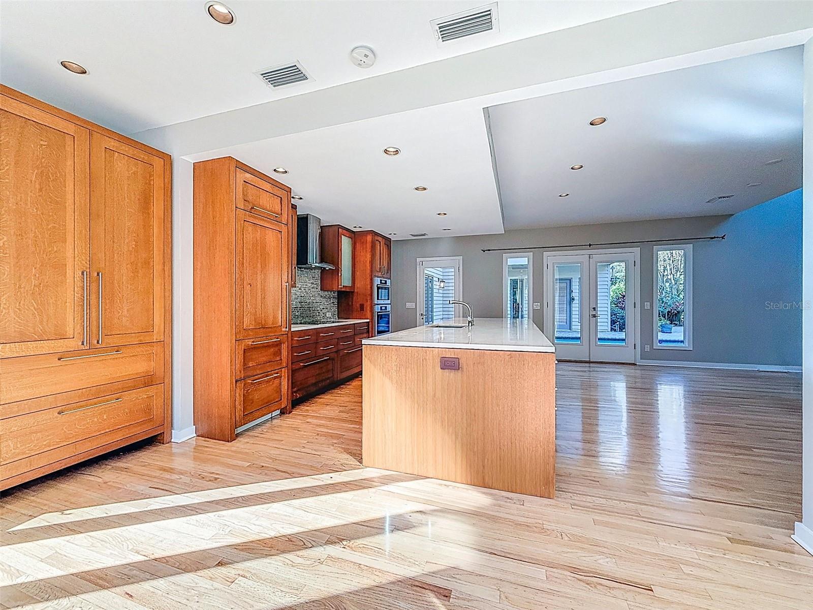 AUTUMN WOODS-UNIT III - Residential Lease