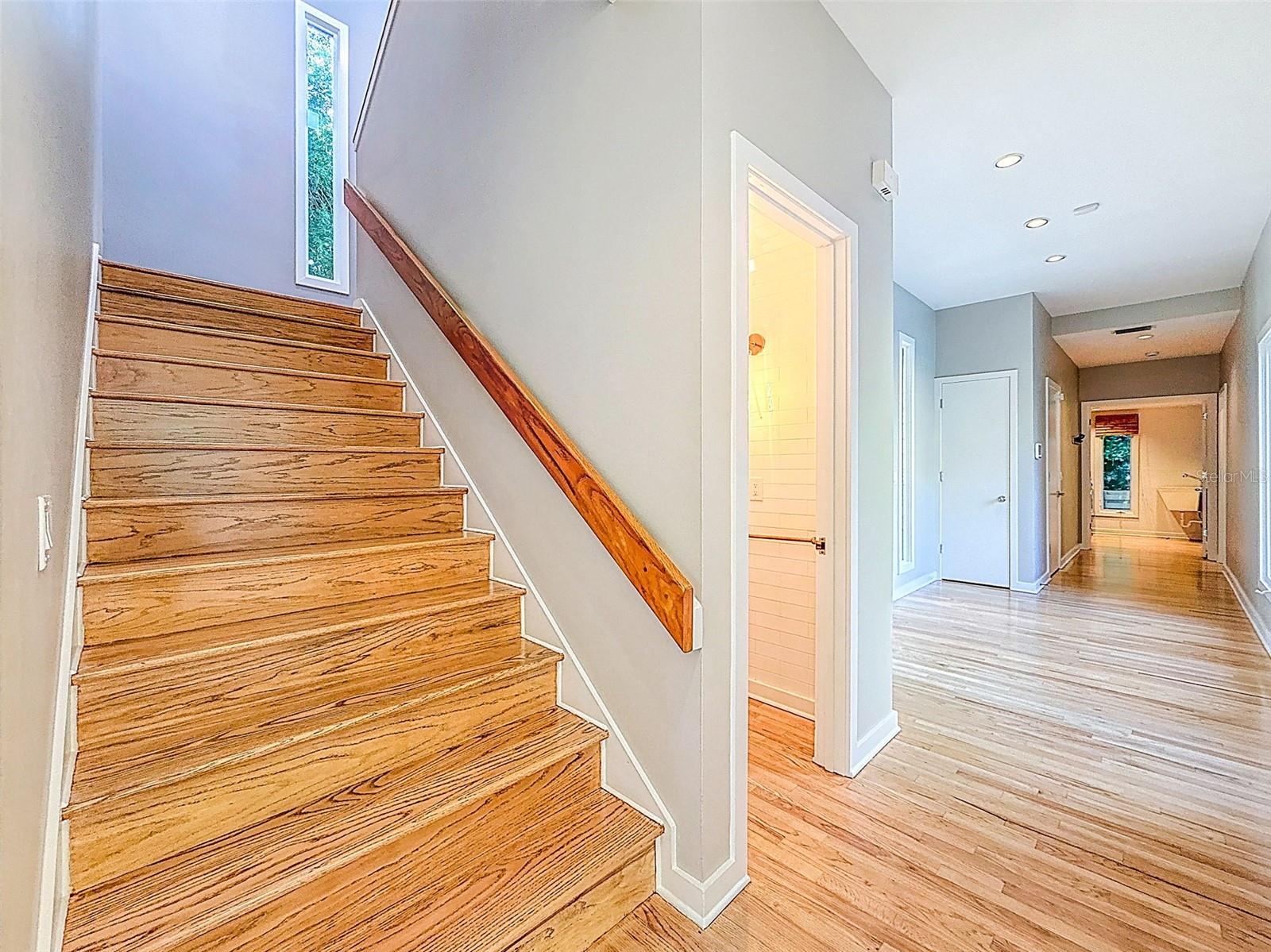 AUTUMN WOODS-UNIT III - Residential Lease