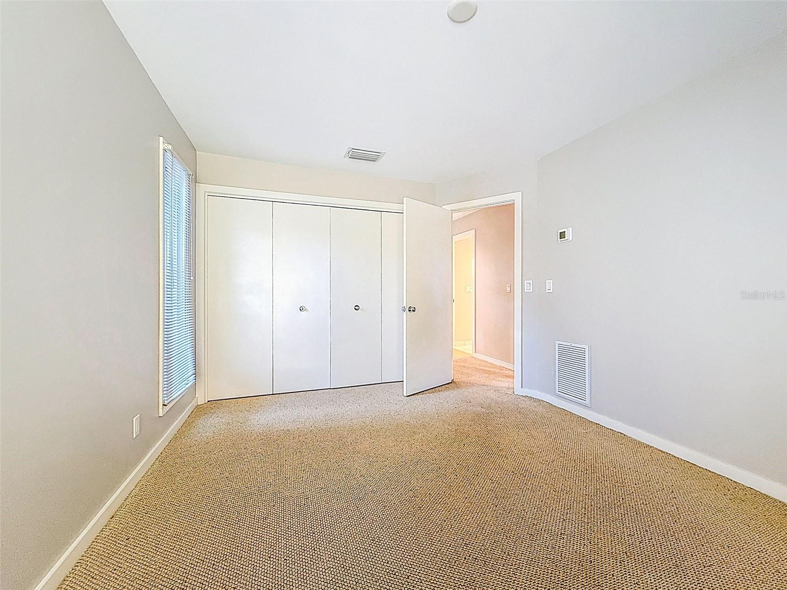 AUTUMN WOODS-UNIT III - Residential Lease