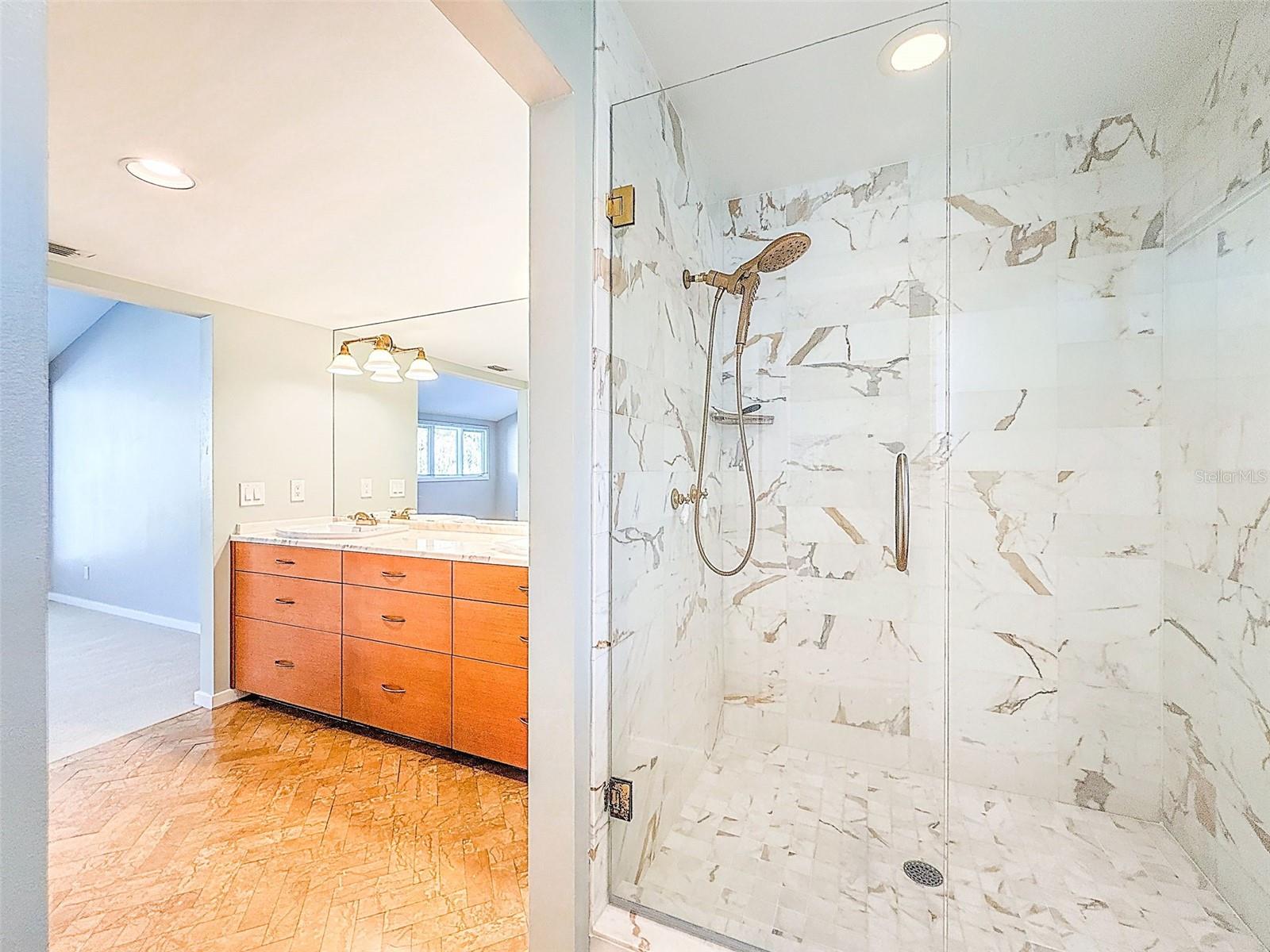 AUTUMN WOODS-UNIT III - Residential Lease