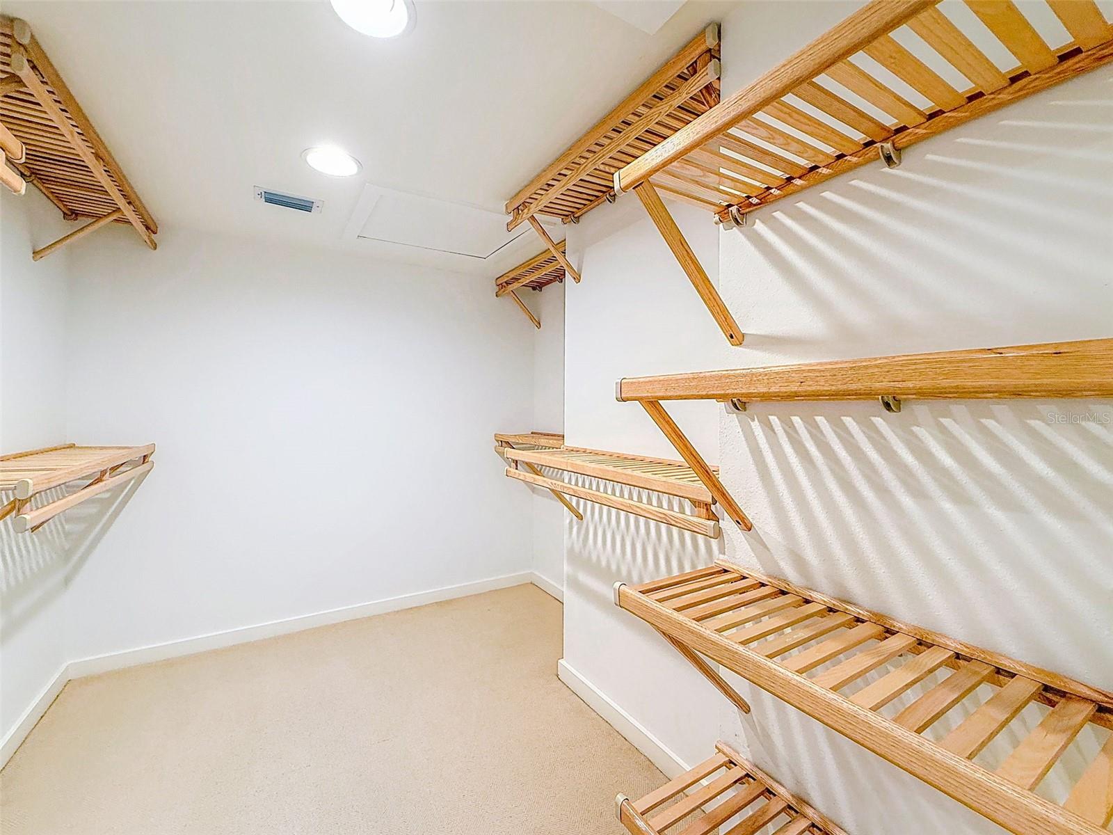 AUTUMN WOODS-UNIT III - Residential Lease