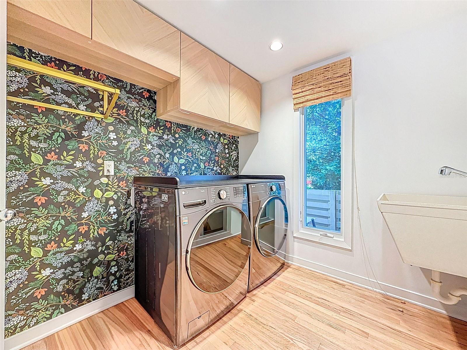 AUTUMN WOODS-UNIT III - Residential Lease