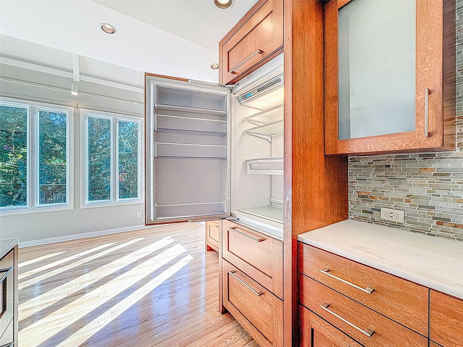 AUTUMN WOODS-UNIT III - Residential Lease