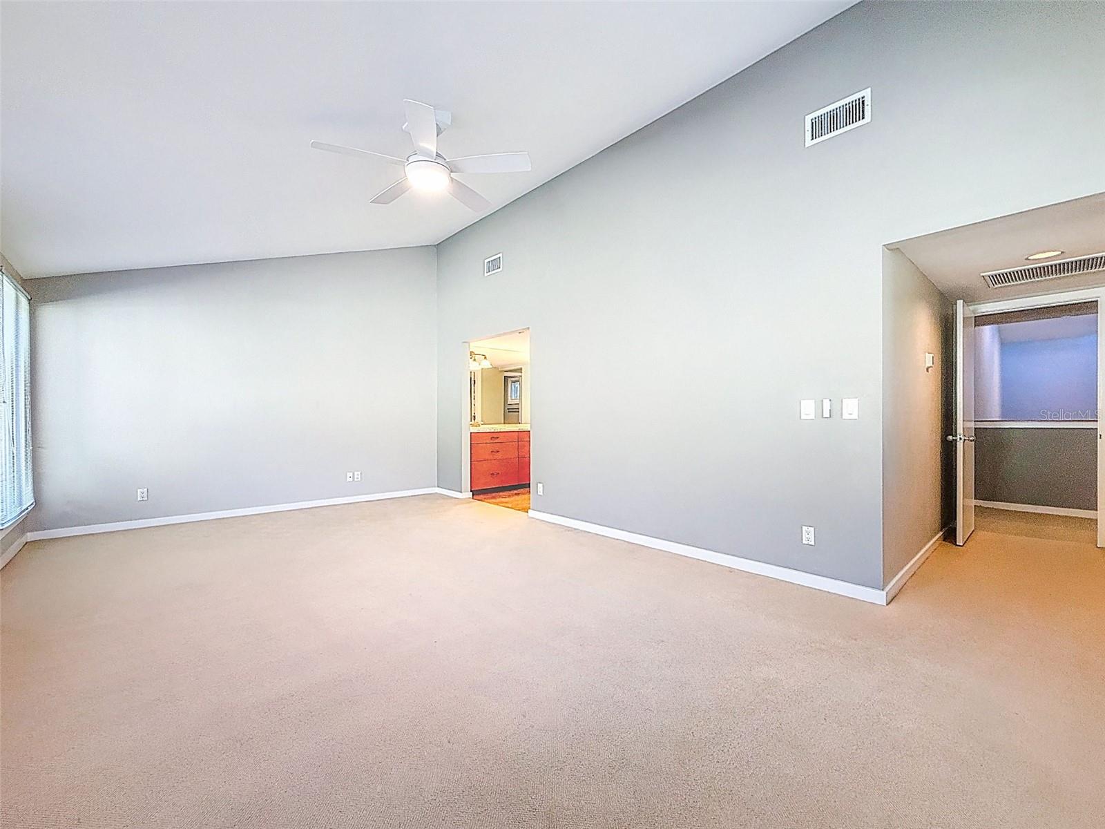 AUTUMN WOODS-UNIT III - Residential Lease