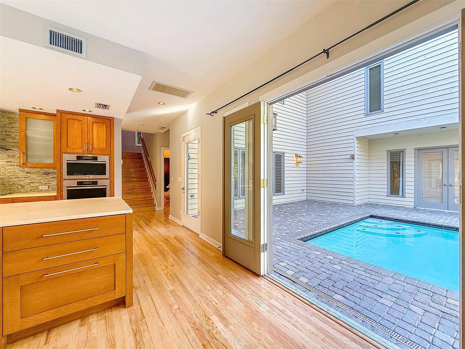 AUTUMN WOODS-UNIT III - Residential Lease