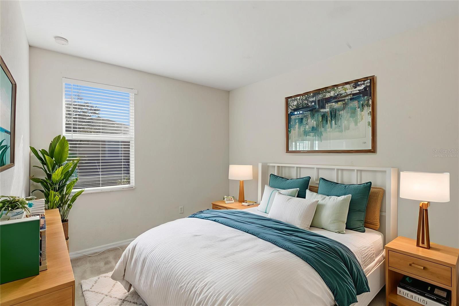 SEVEN OAKS - Residential