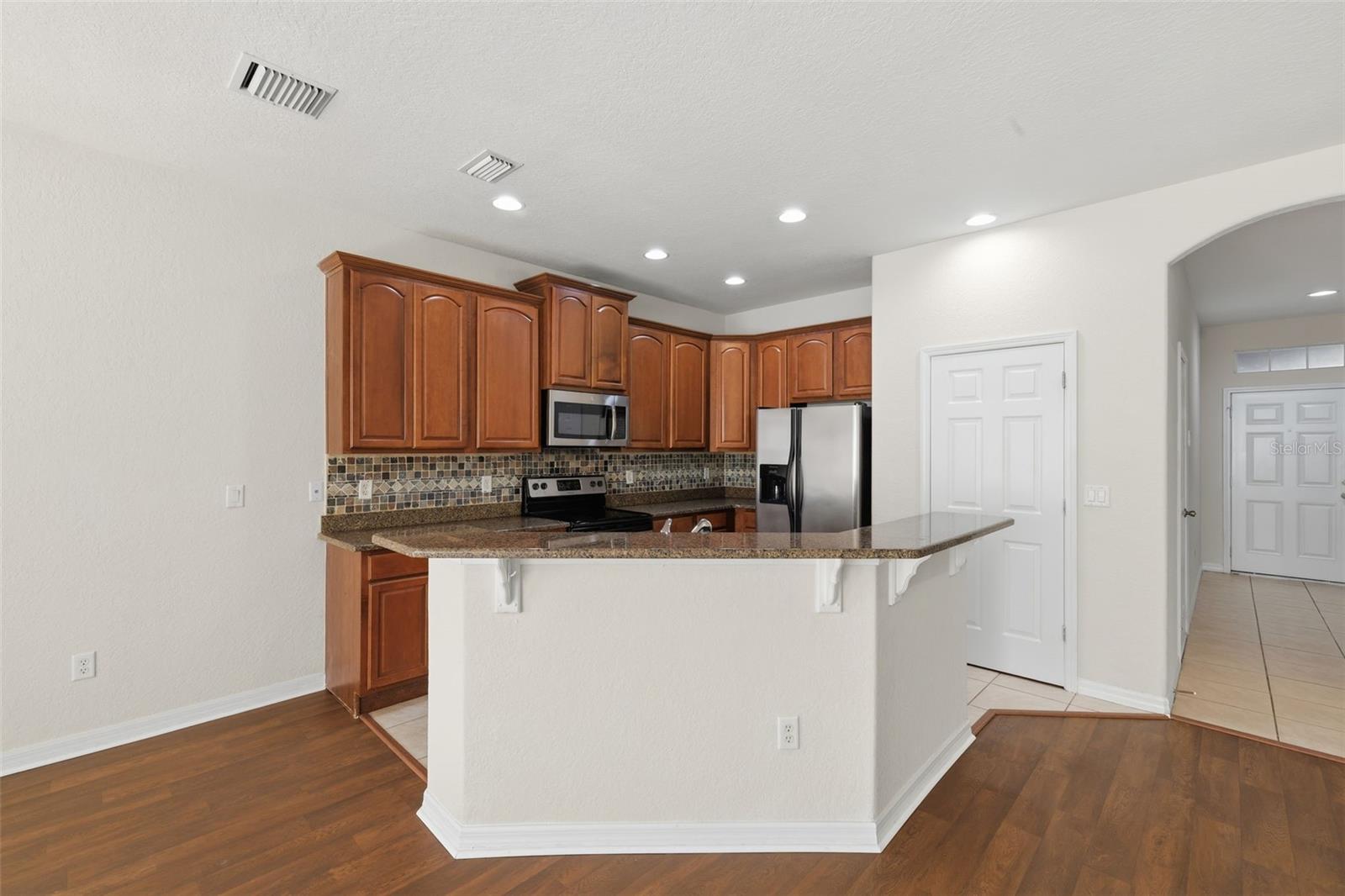 SEVEN OAKS - Residential