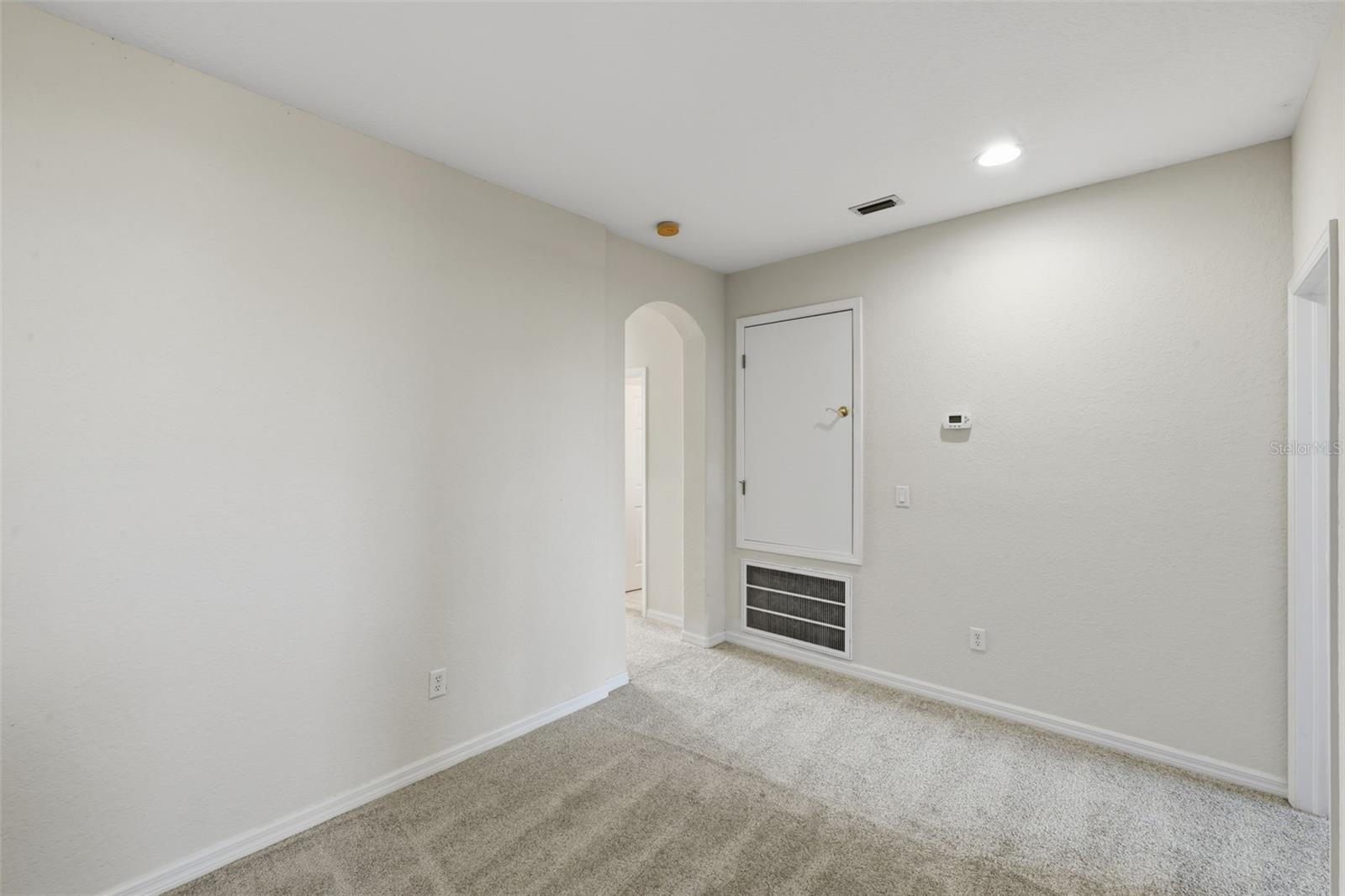 SEVEN OAKS - Residential