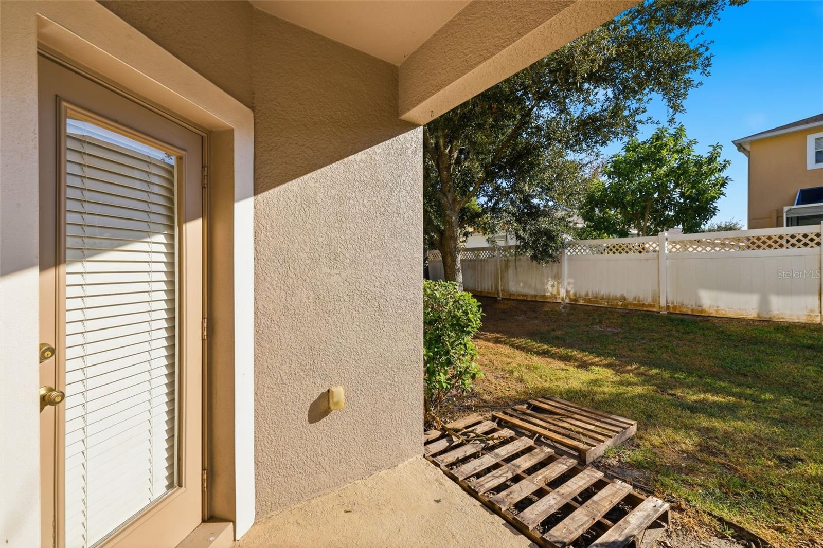 SEVEN OAKS - Residential