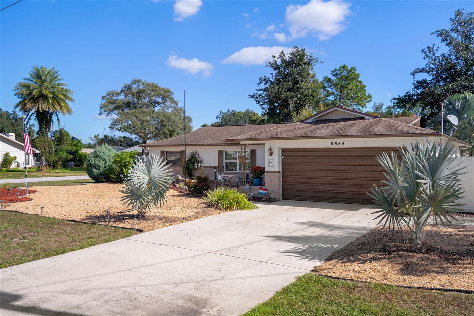 SPRING HILL - Residential