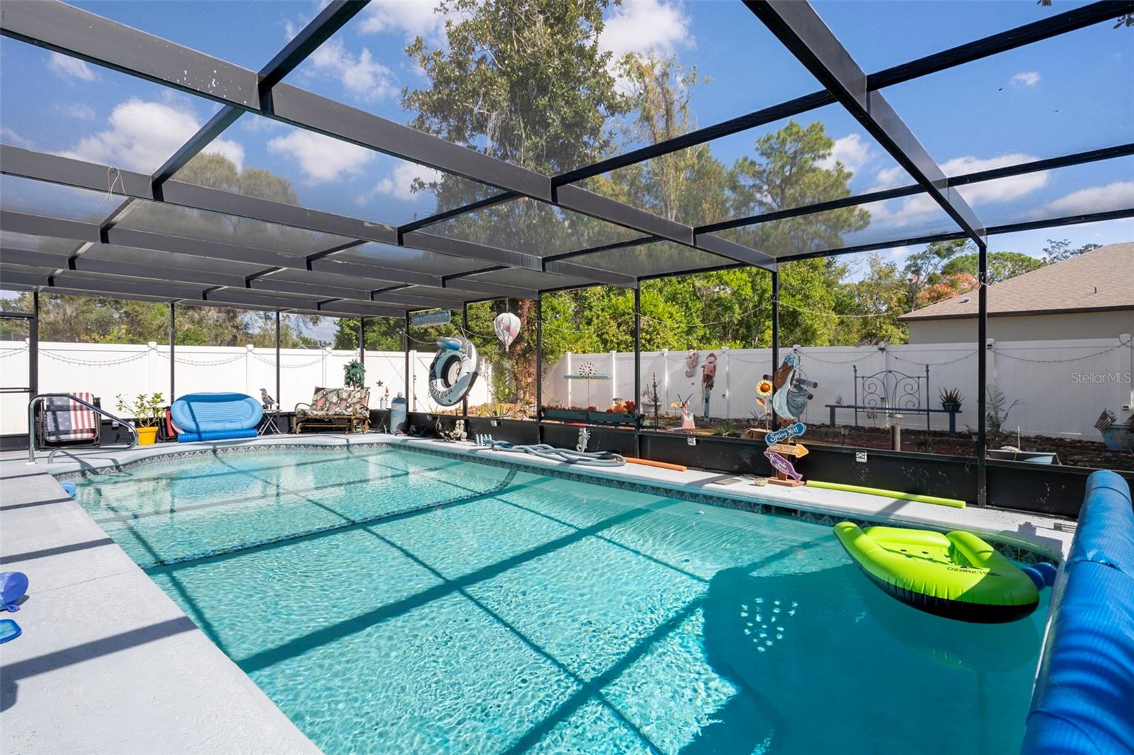 SPRING HILL - Residential