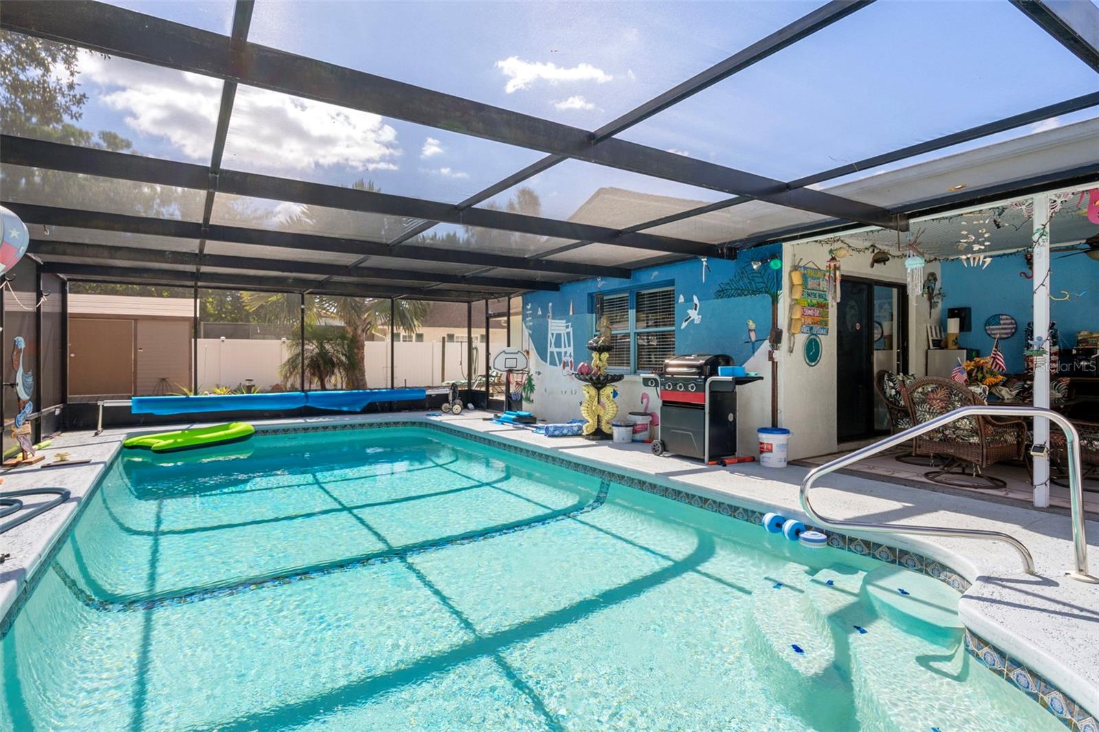 SPRING HILL - Residential