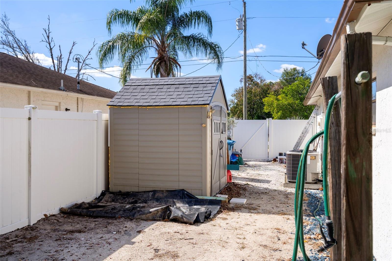 SPRING HILL - Residential