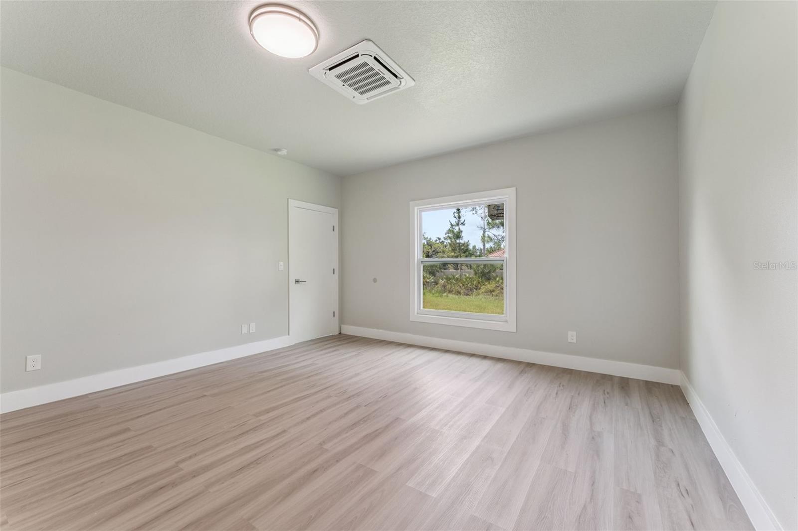 CAPE ORLANDO ESTATES - Residential
