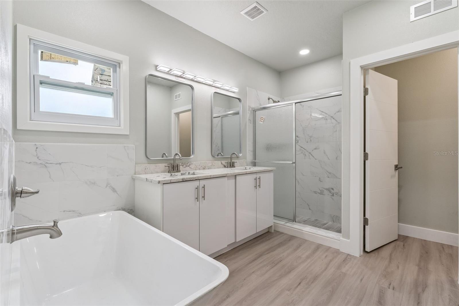 CAPE ORLANDO ESTATES - Residential