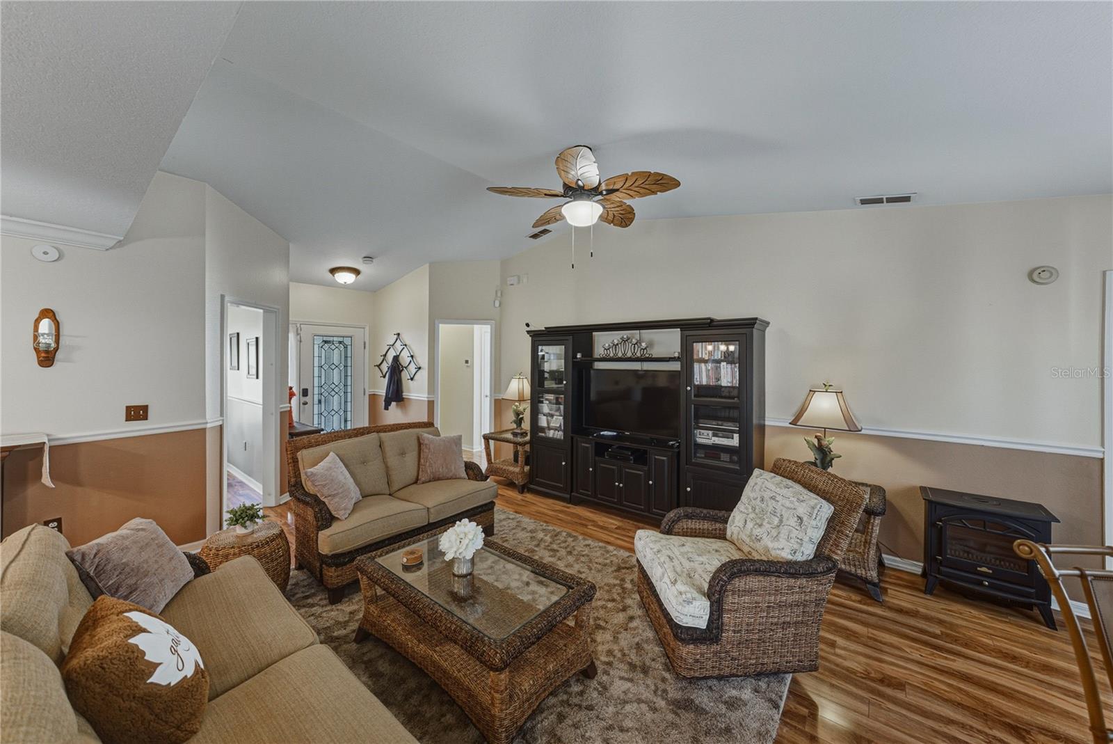 TAMPA BAY GOLF TENNIS CLUB - Residential Lease