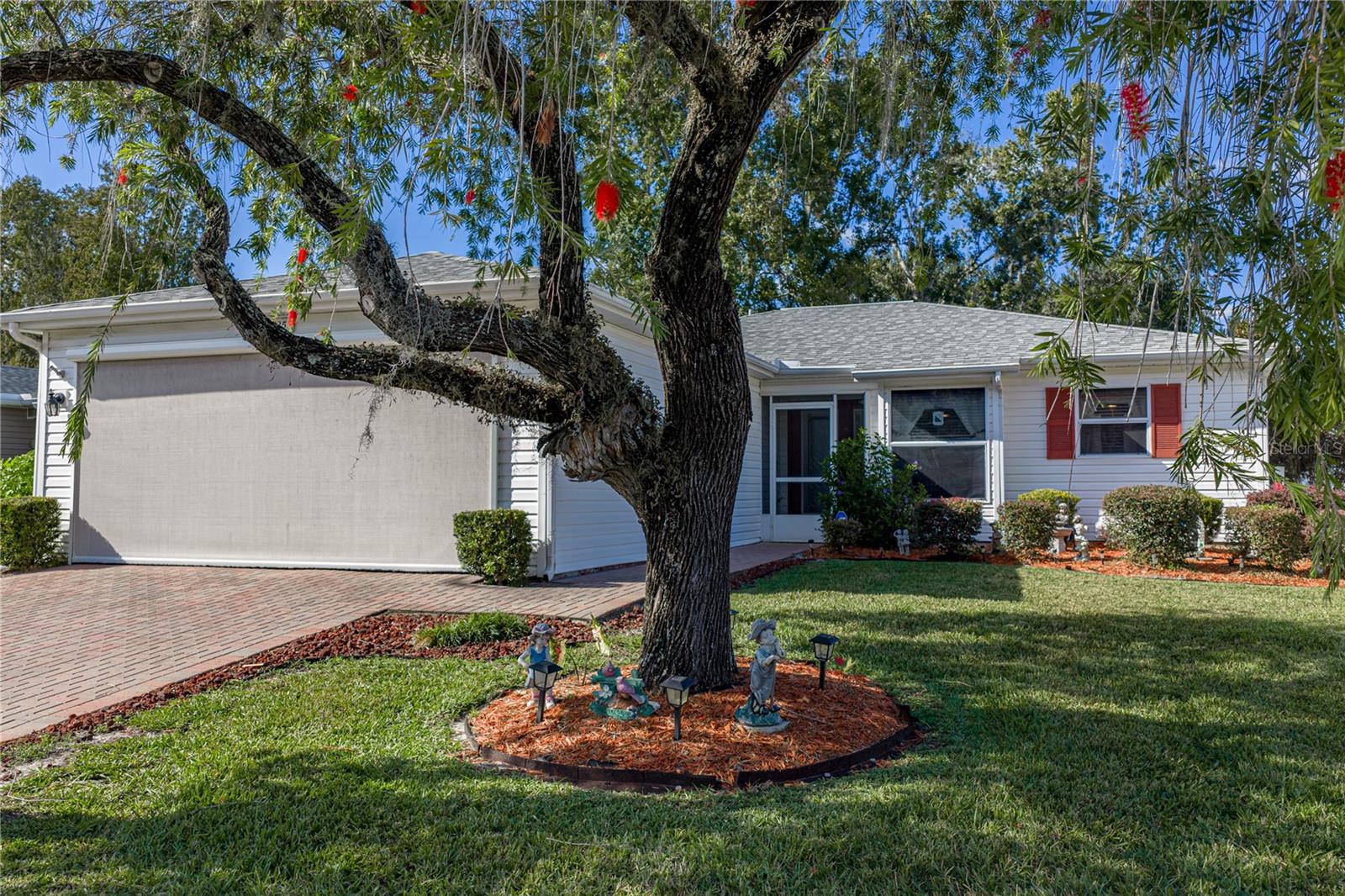 TAMPA BAY GOLF TENNIS CLUB - Residential Lease