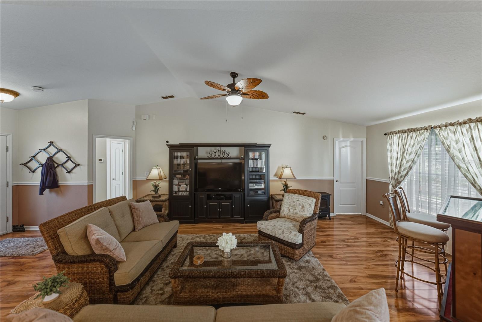 TAMPA BAY GOLF TENNIS CLUB - Residential Lease