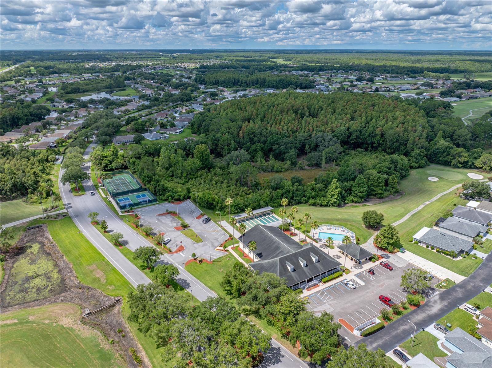 TAMPA BAY GOLF TENNIS CLUB - Residential Lease