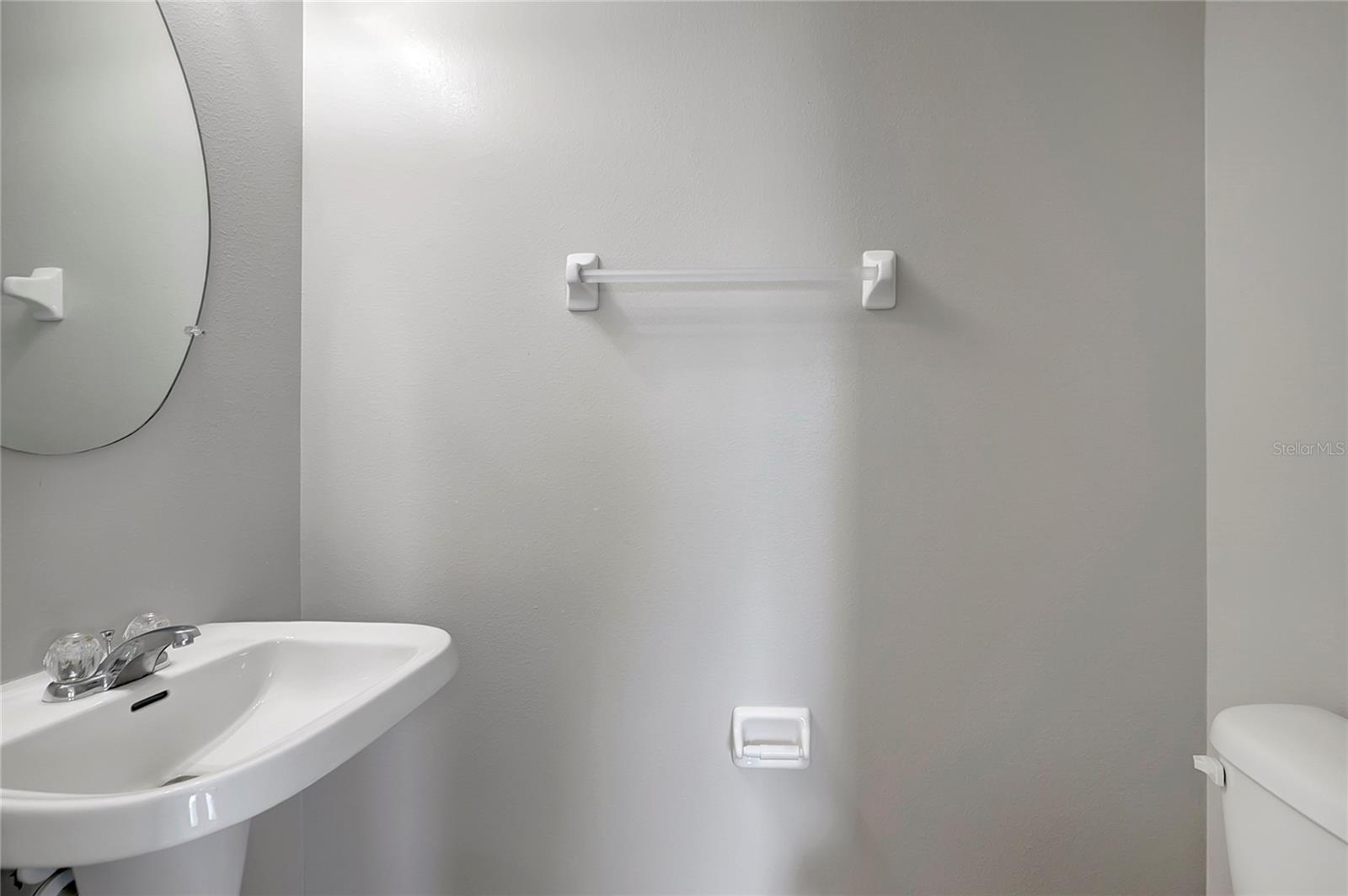 HAWKS POINT PH N TWNHMS - Residential