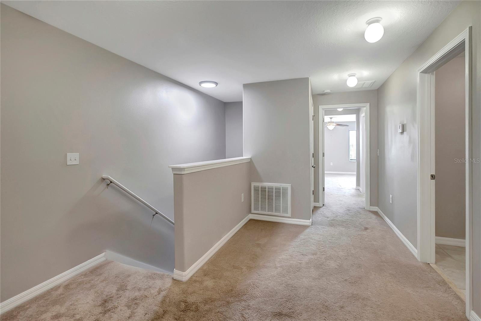 HAWKS POINT PH N TWNHMS - Residential