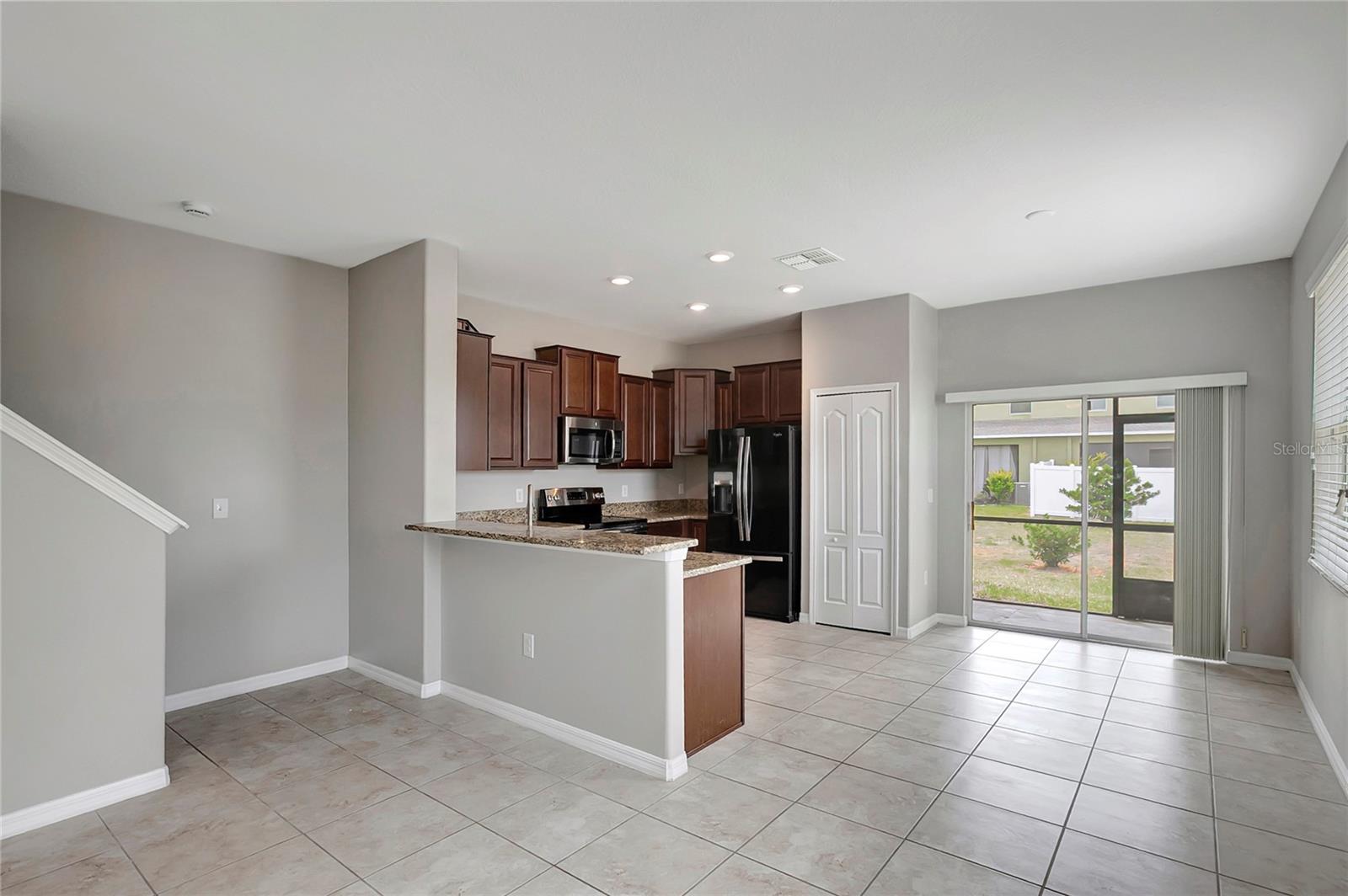 HAWKS POINT PH N TWNHMS - Residential