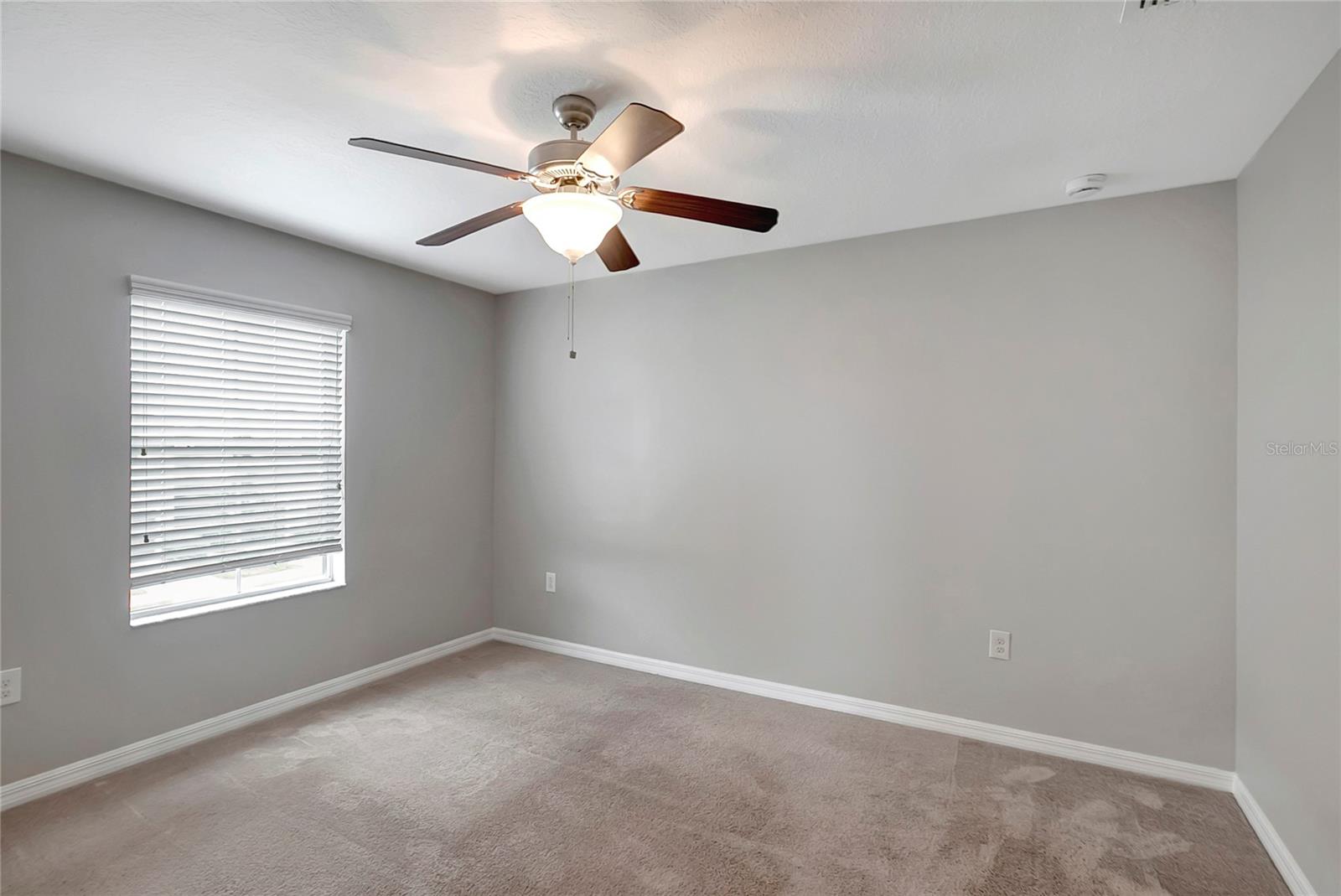 HAWKS POINT PH N TWNHMS - Residential