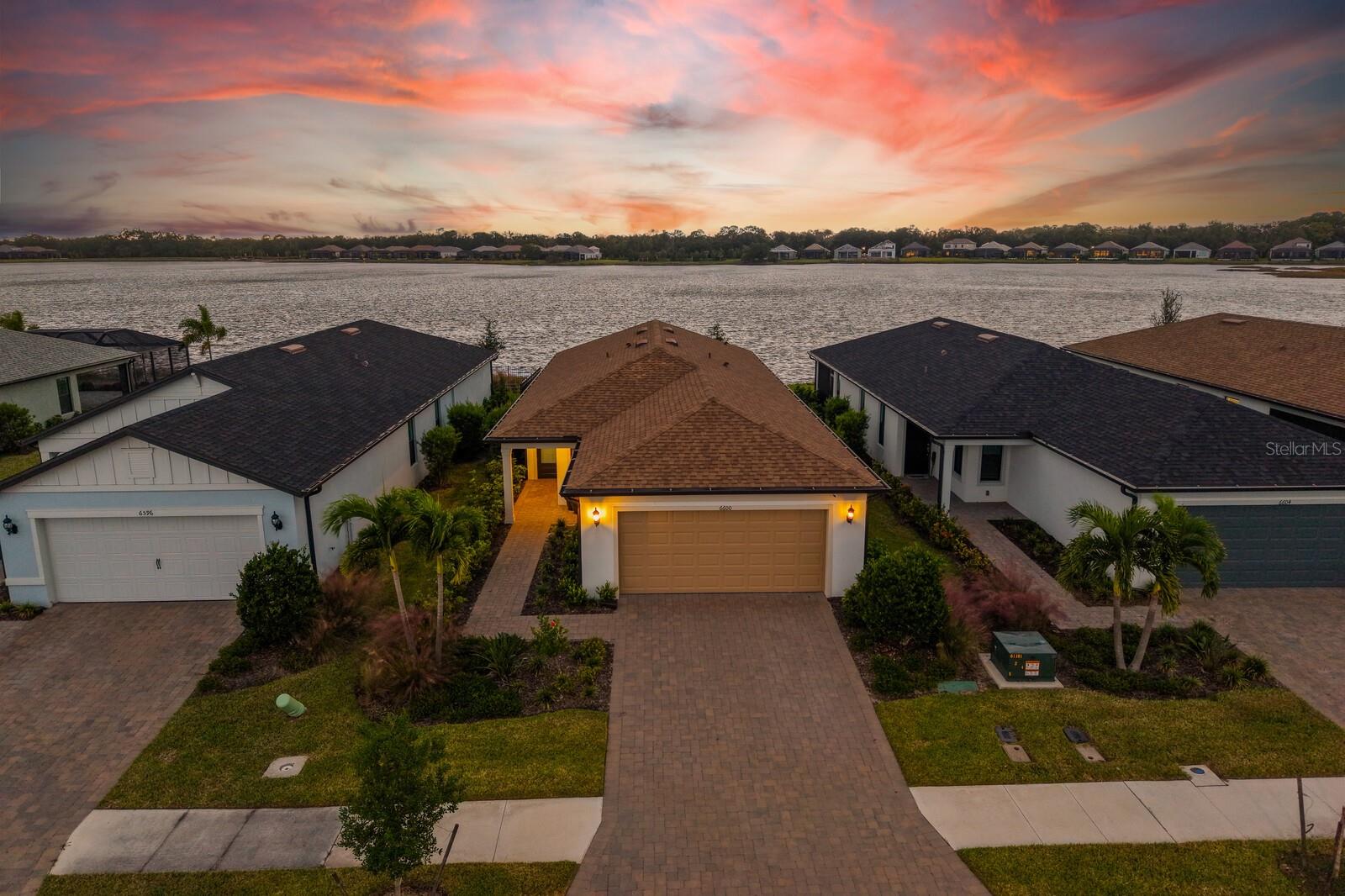 AVANTI/WATERSIDE - Residential