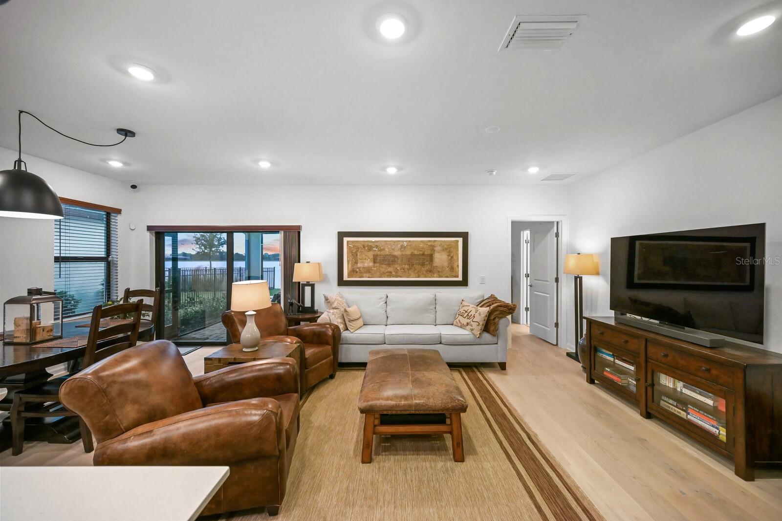 AVANTI/WATERSIDE - Residential