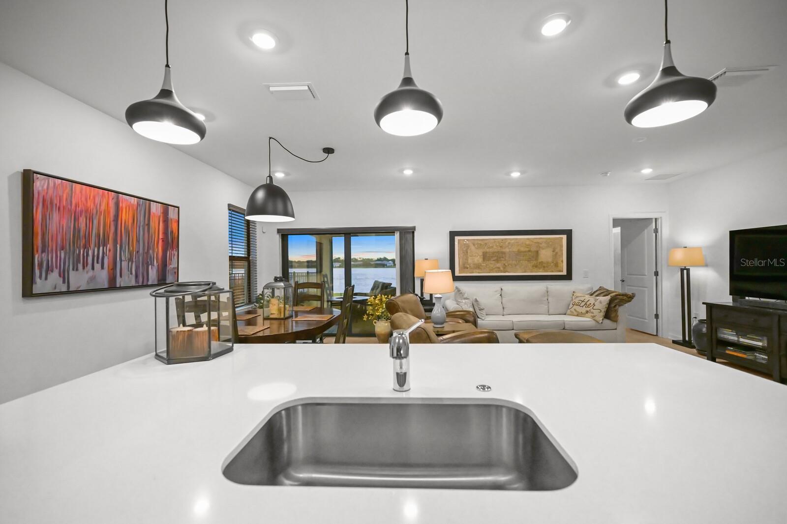 AVANTI/WATERSIDE - Residential