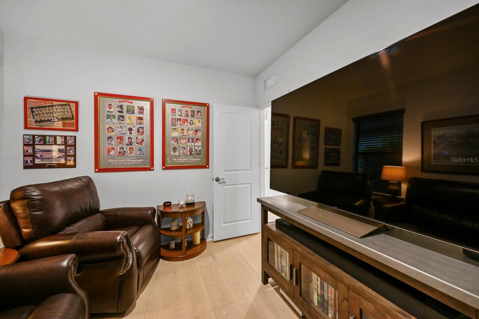 AVANTI/WATERSIDE - Residential