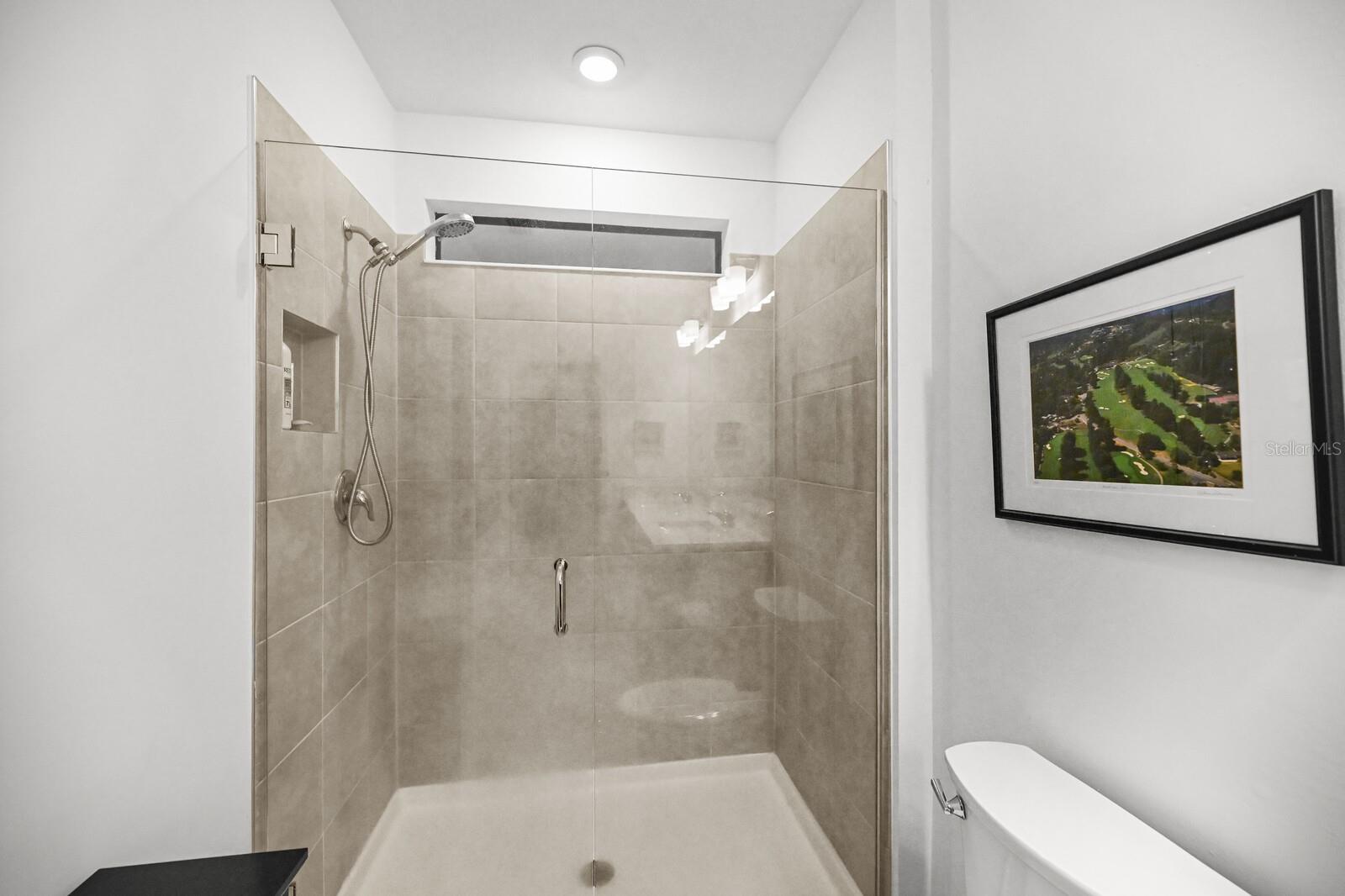 AVANTI/WATERSIDE - Residential