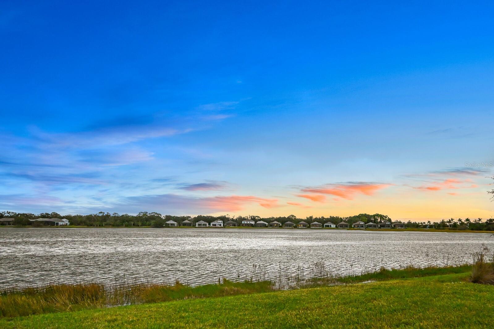 AVANTI/WATERSIDE - Residential