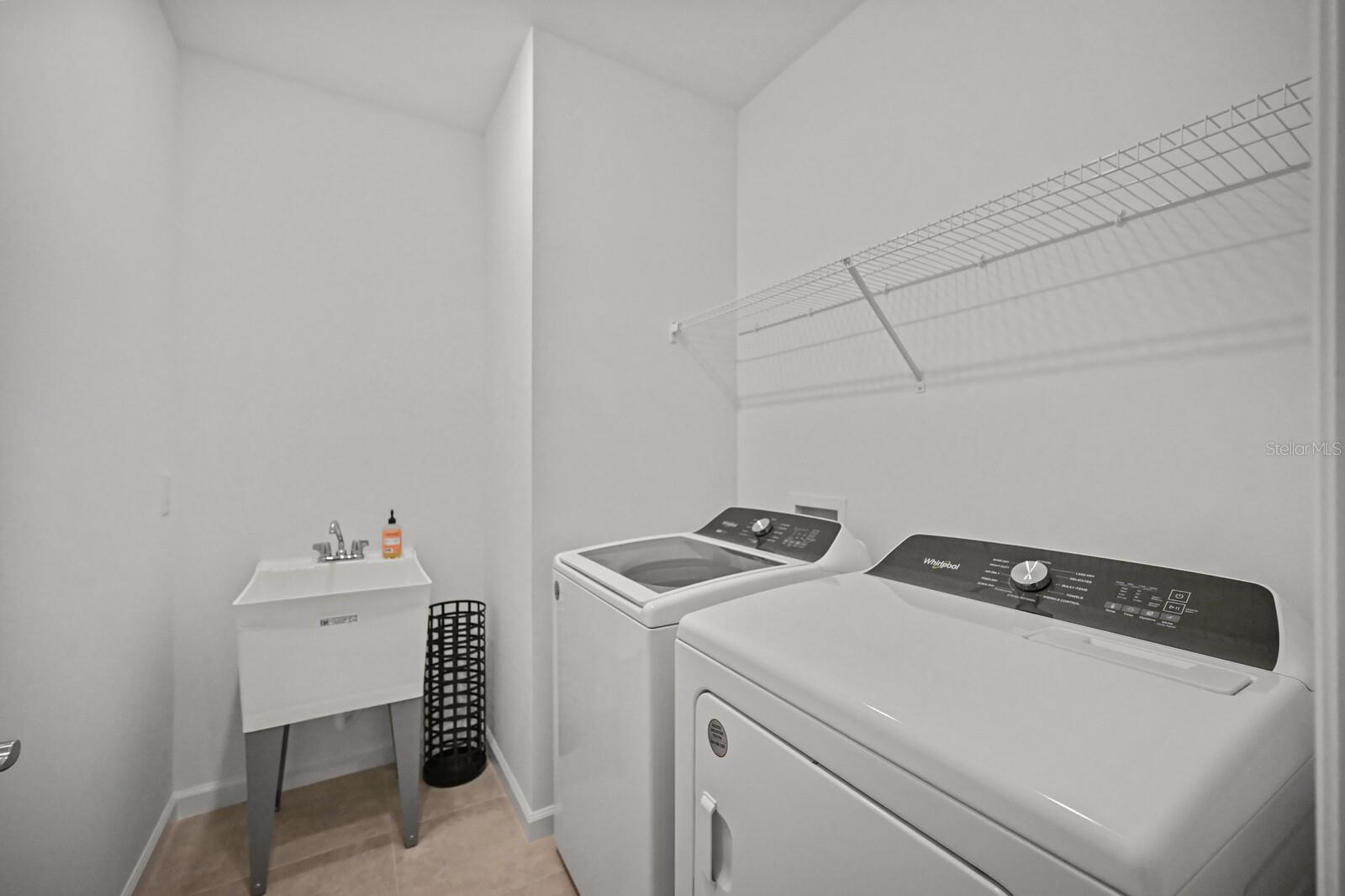 AVANTI/WATERSIDE - Residential