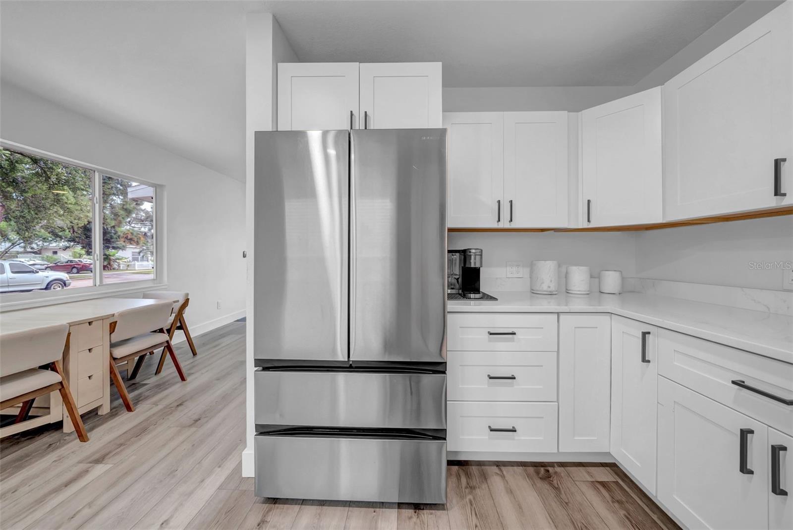 COLONIAL PARKS REP - Residential Lease