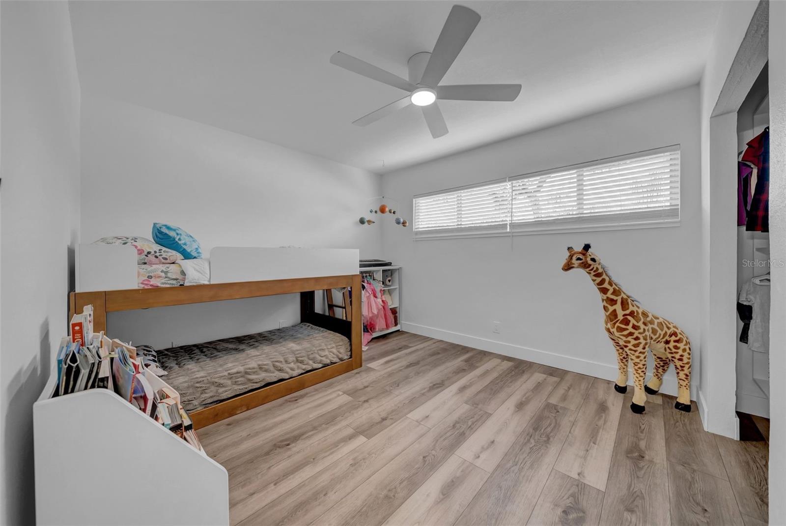 COLONIAL PARKS REP - Residential Lease