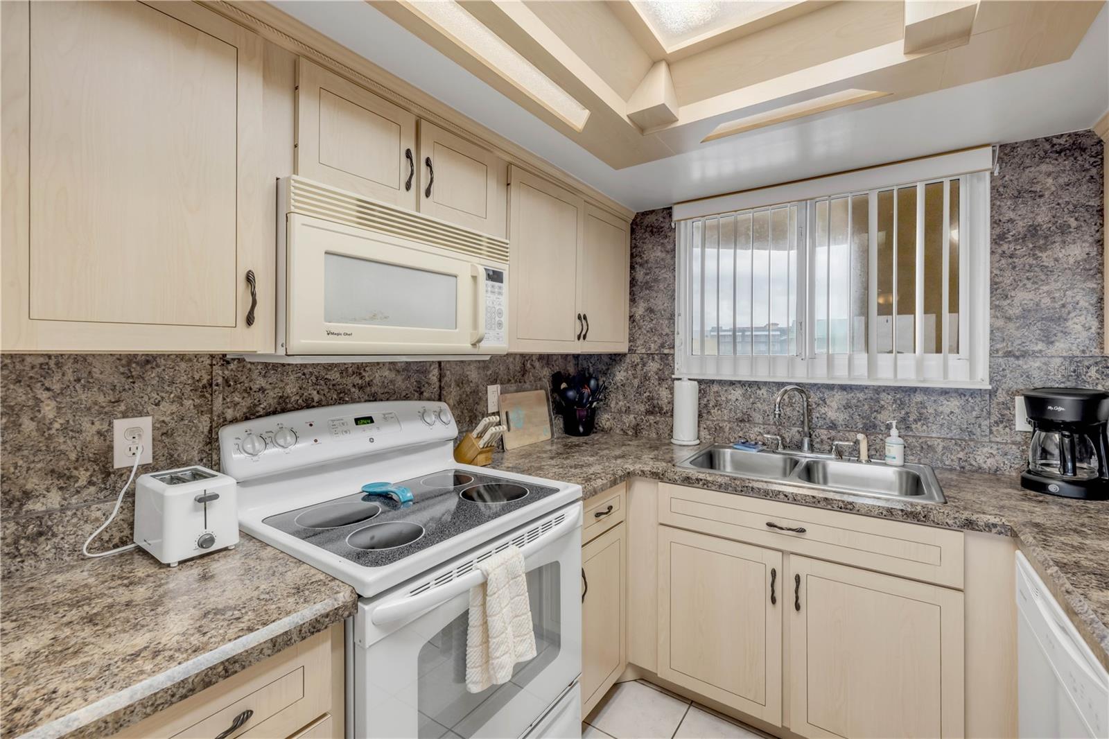 OCEANIA PLAZA CONDO - Residential