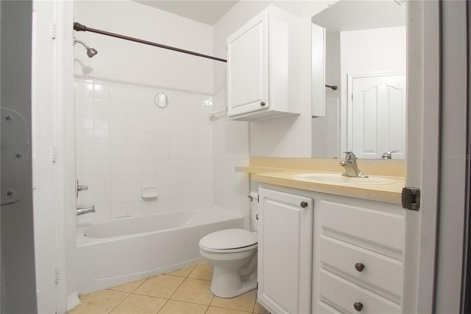 VISCONTI WEST CONDO - Residential Lease