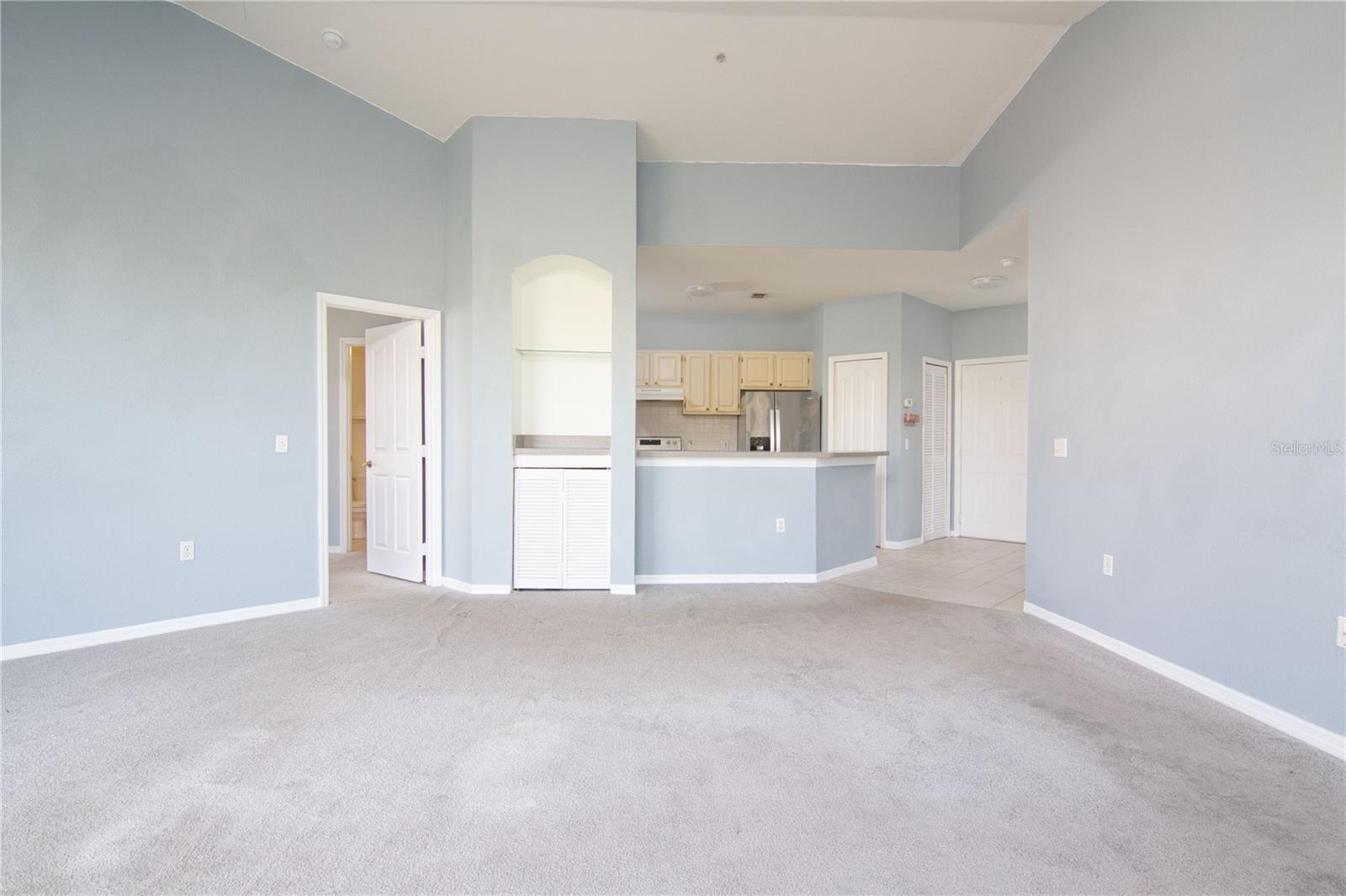 VISCONTI WEST CONDO - Residential Lease