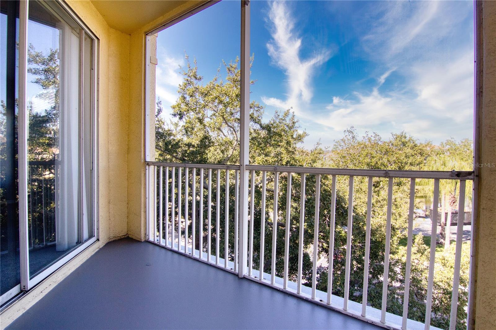 VISCONTI WEST CONDO - Residential Lease