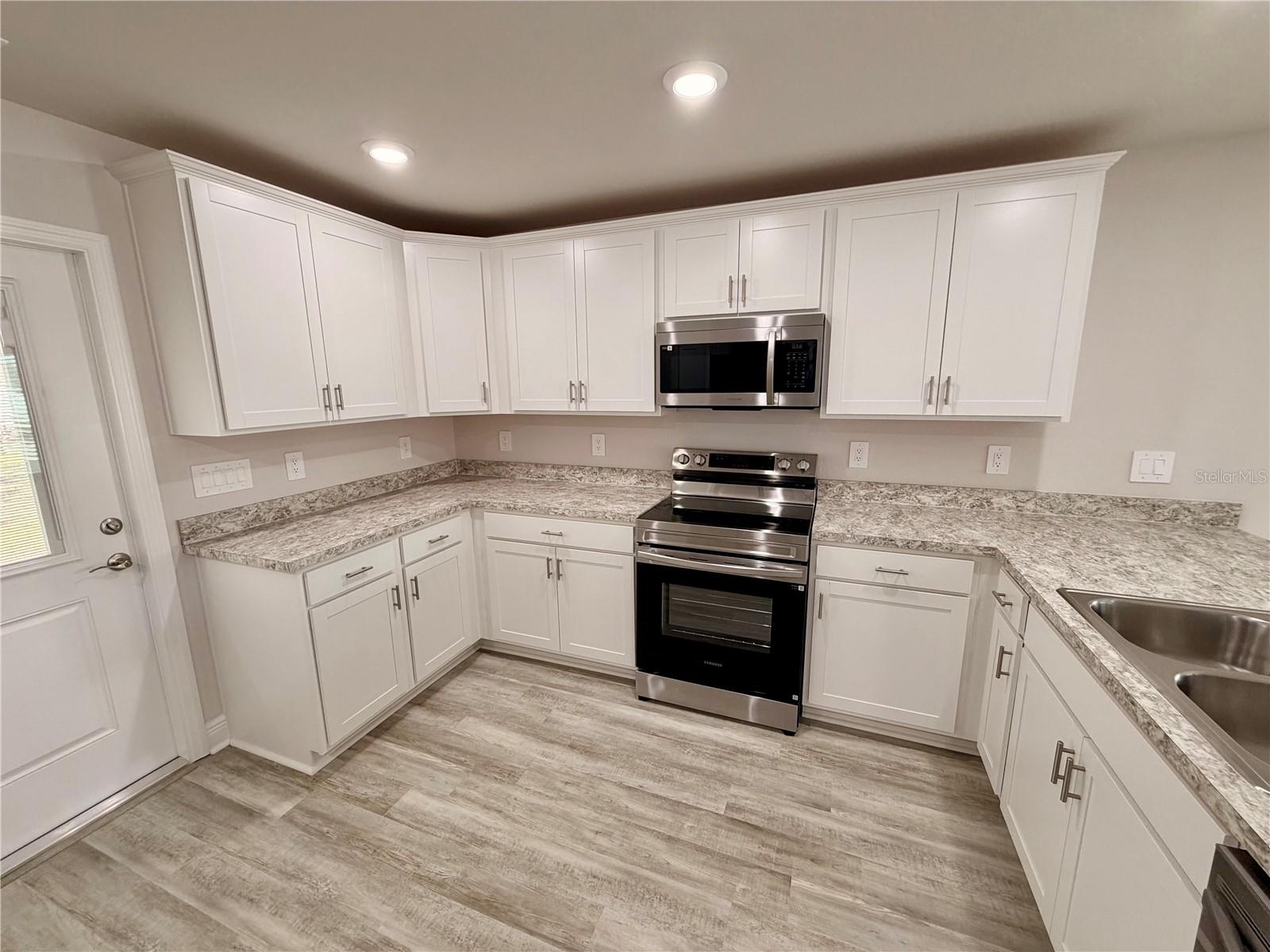 EMERALD & ALVINA ESTATES - Residential