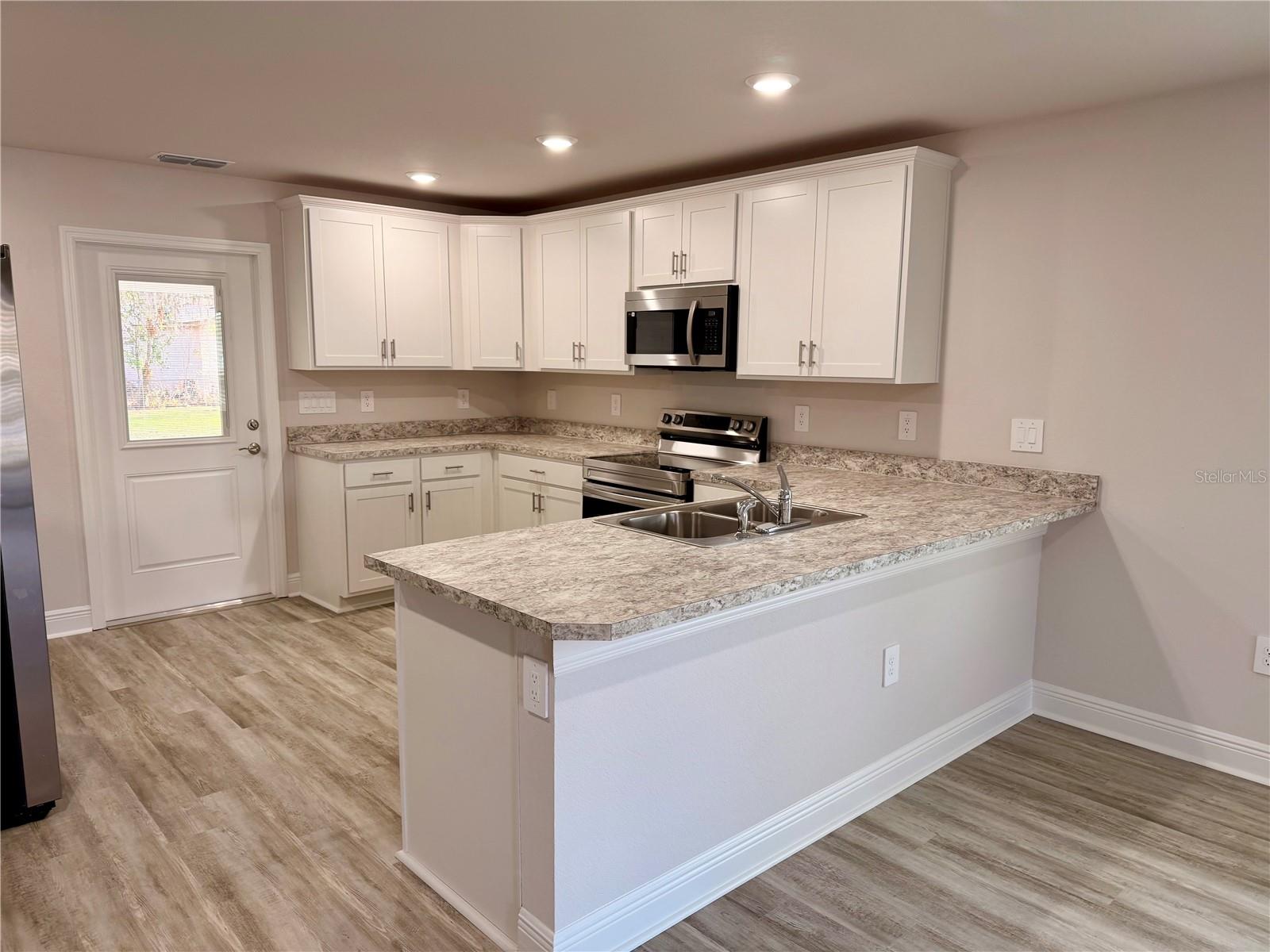 EMERALD & ALVINA ESTATES - Residential