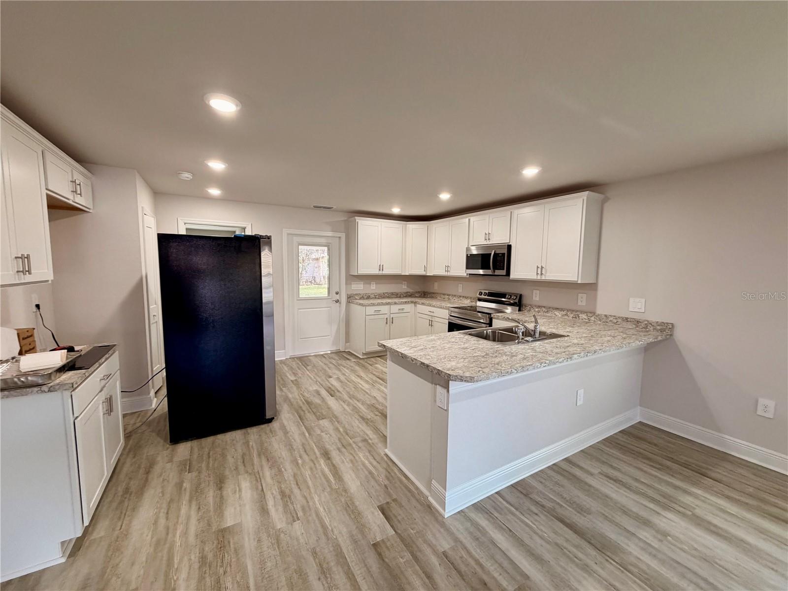 EMERALD & ALVINA ESTATES - Residential