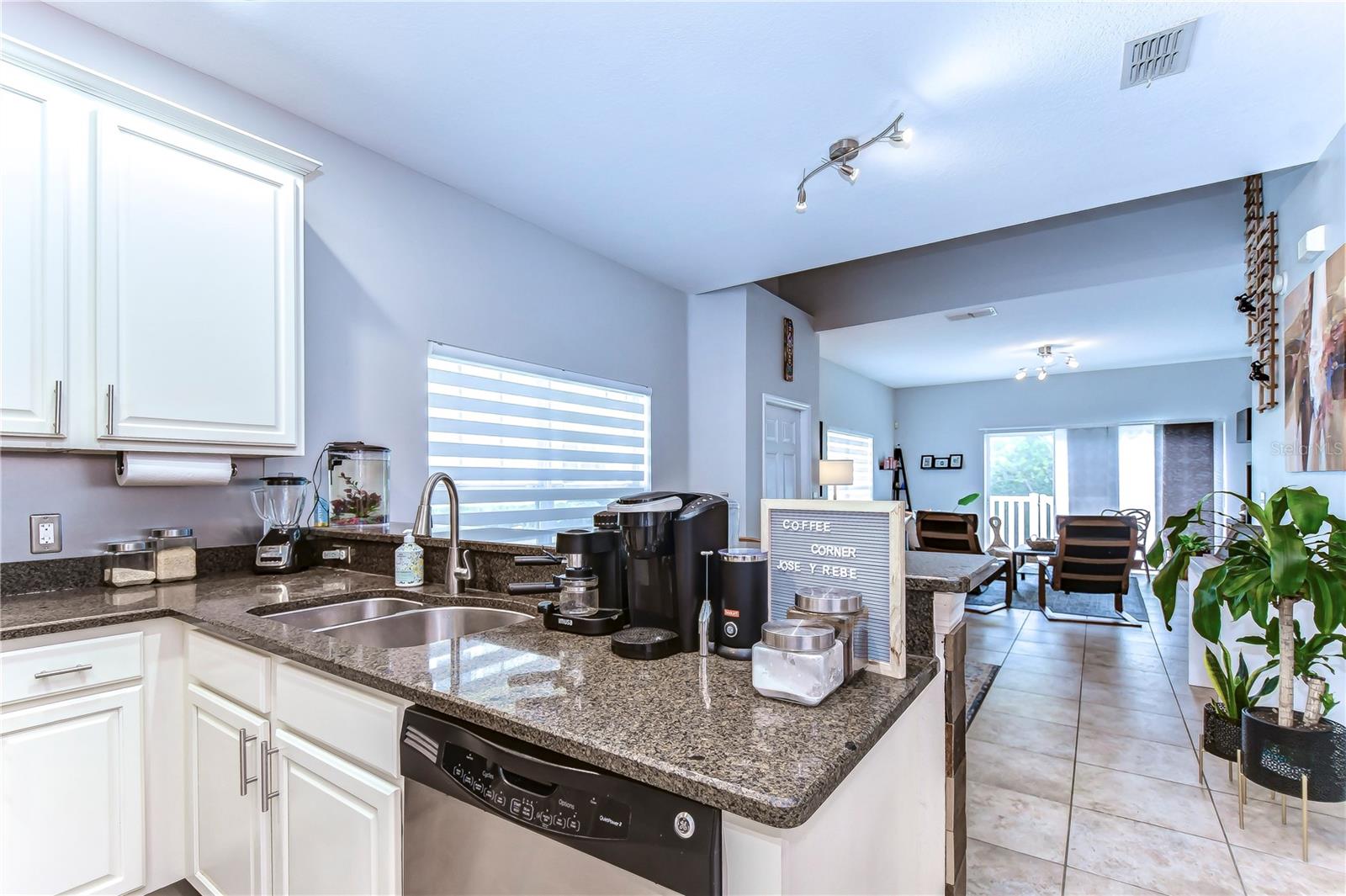 HAMMOCKS - Residential