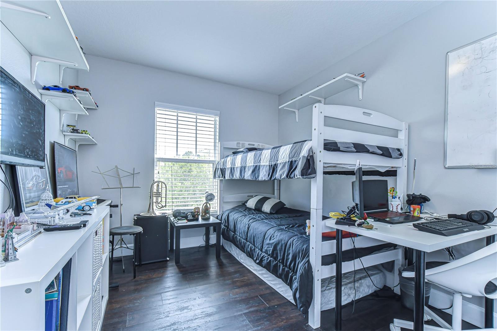 HAMMOCKS - Residential