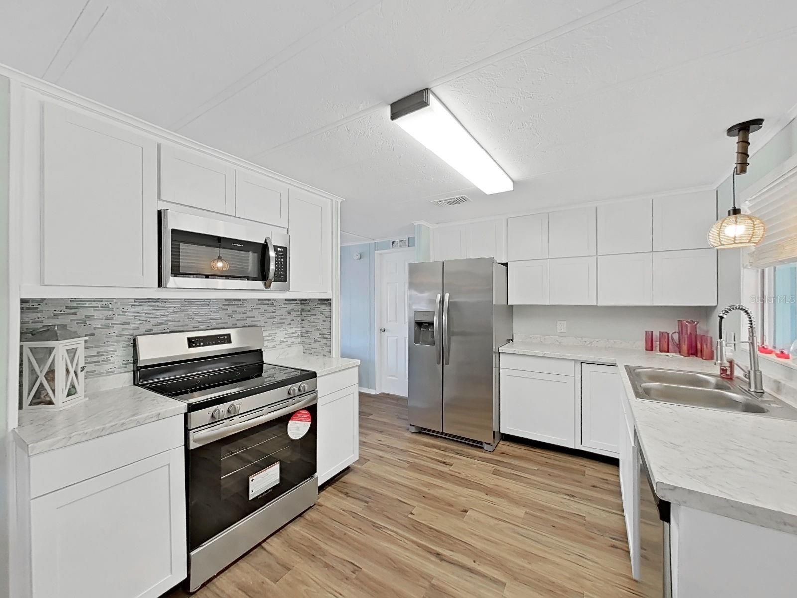 GLENWOOD ESTATES INC CONCO - Residential