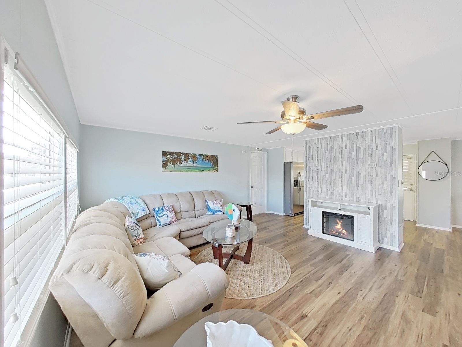 GLENWOOD ESTATES INC CONCO - Residential