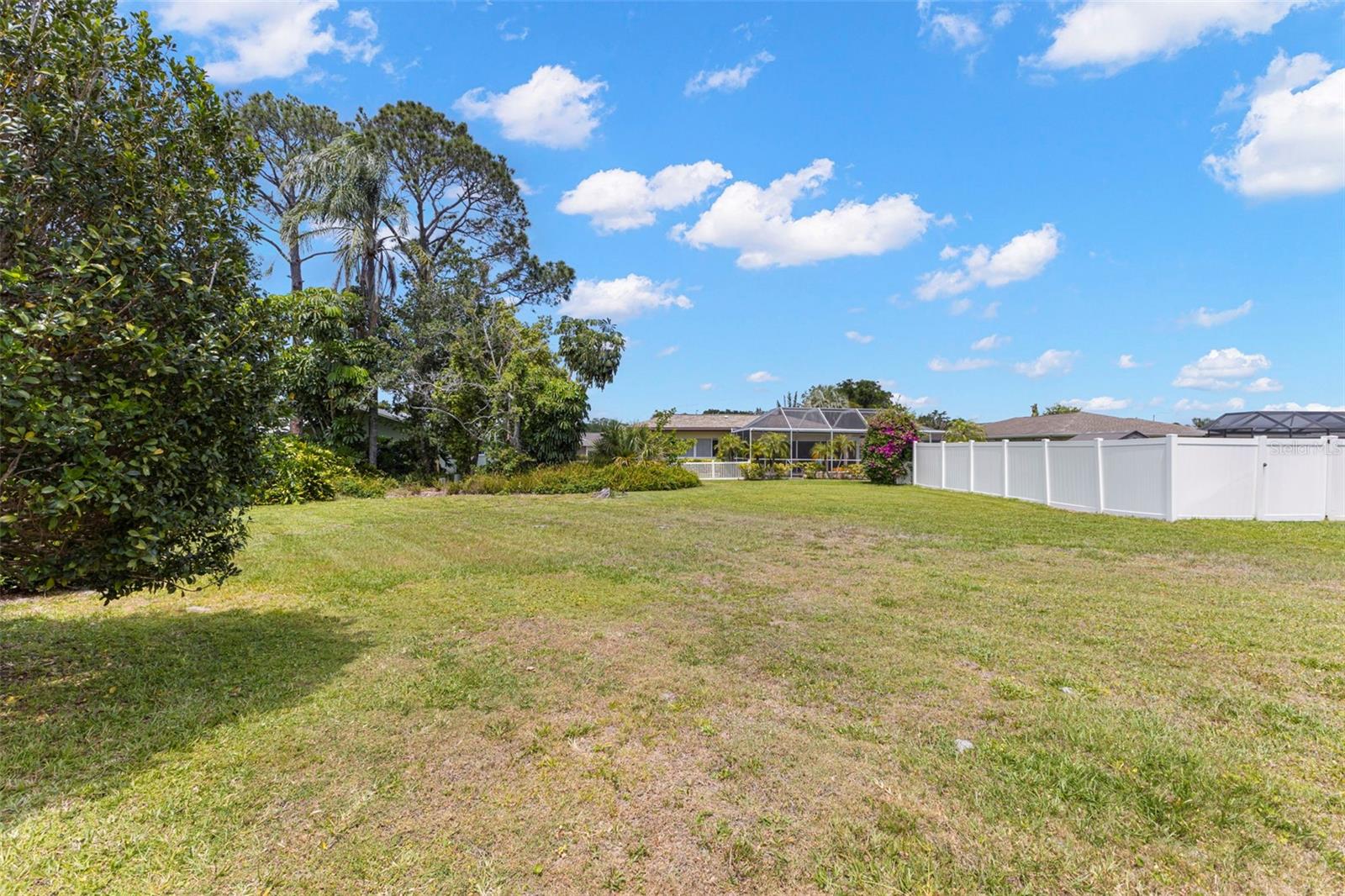 CLUBHOUSE ESTATES OF COUNTRYSIDE - Residential