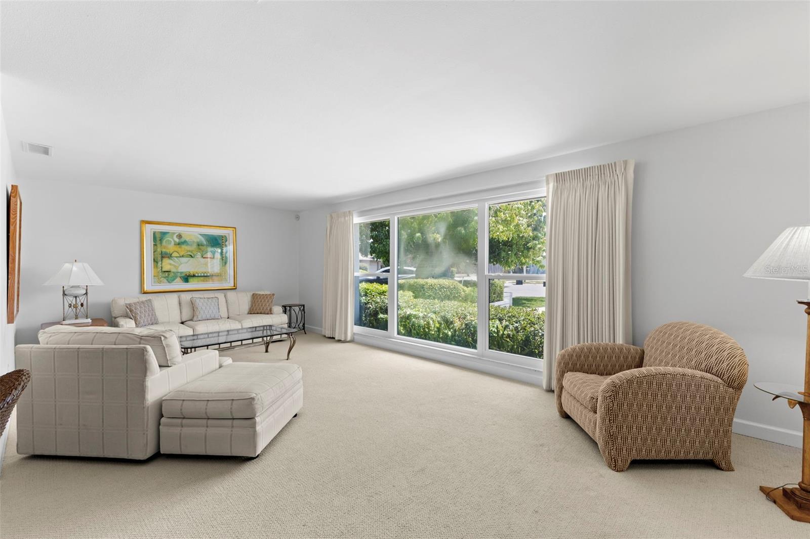 2670 WESTCHESTER DRIVE N